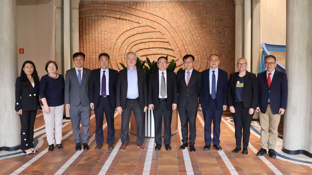 HKUST(GZ) delegation visits Vrije Universiteit Brussel