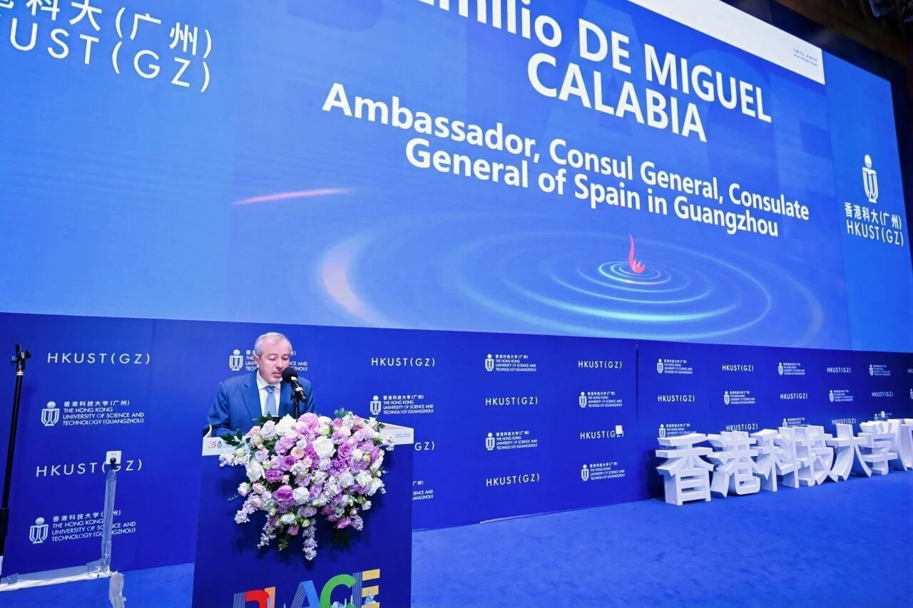 Emilio de Miguel CALABIA, Consul General of Spain in Guangzhou