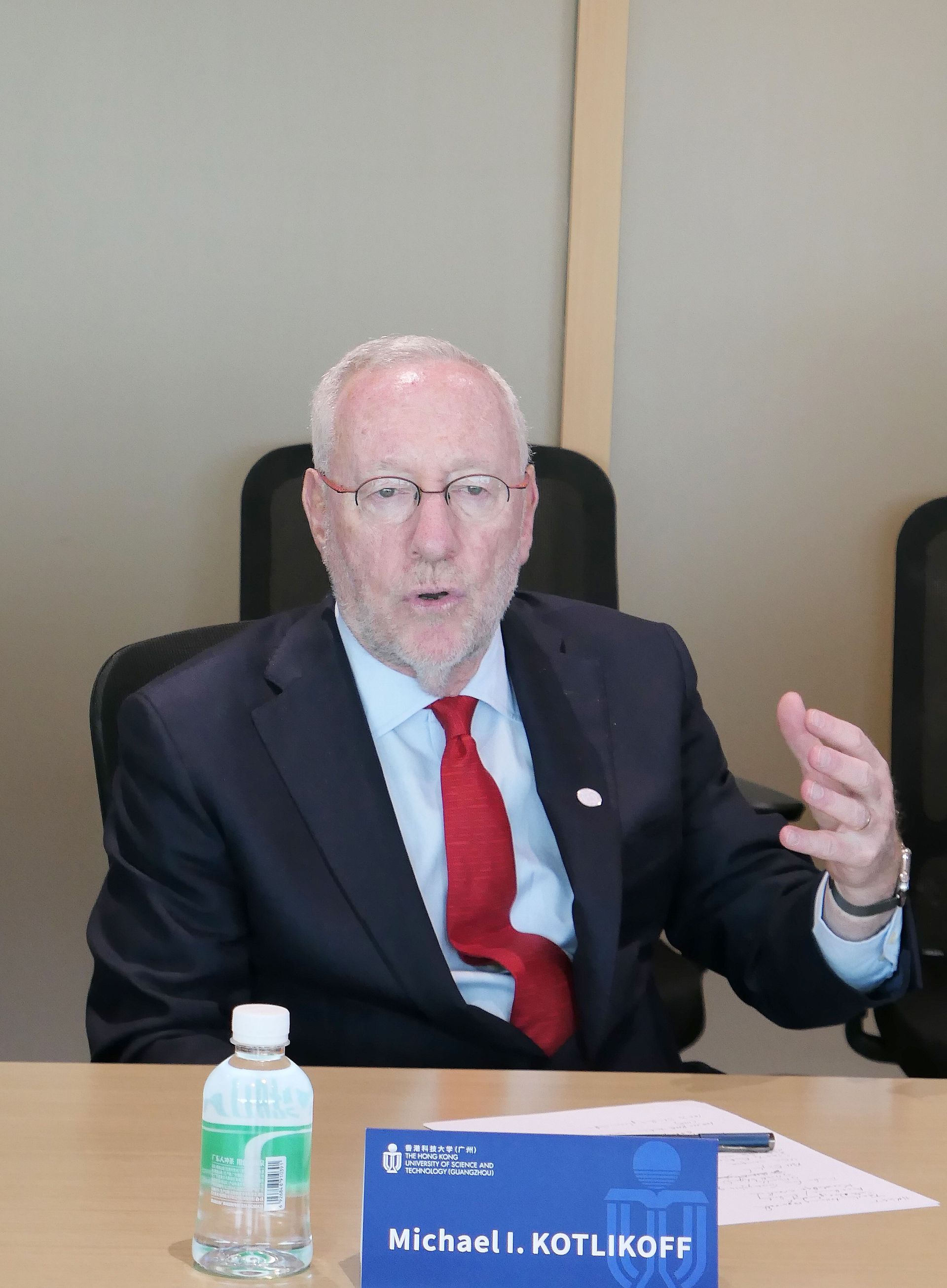 President Kotlikoff speaks during the meeting