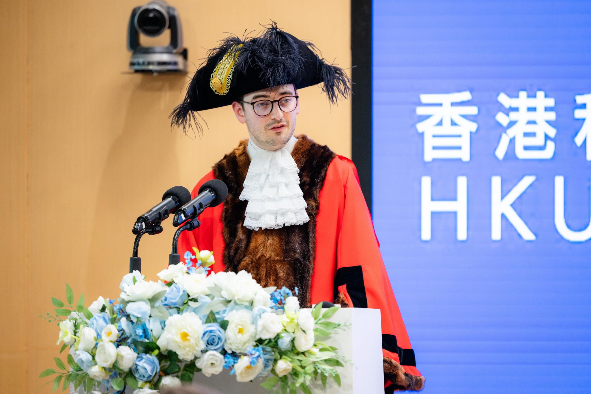 布里斯托荣誉市长亨利·米哈利亚特在高级别圆桌会议致辞